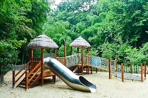 Meijie Mountain Hotspring Resort