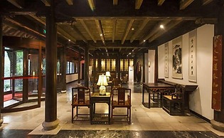 Liangfu Inn