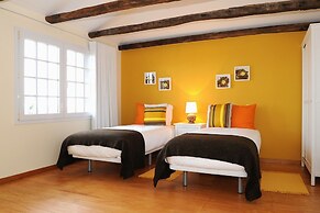 Vila do Vale by MHM