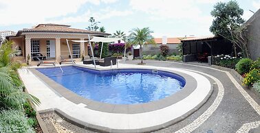 Vila do Vale by MHM