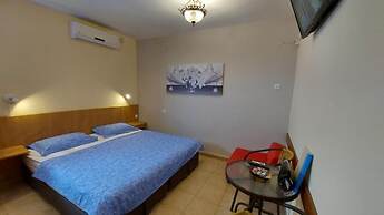Aloni - Guest house Dead Sea