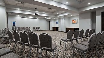 Best Western Plus Roland Inn & Suites