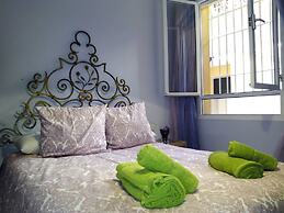 Azahar Apartamentos Medina Center