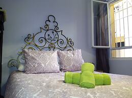 Azahar Apartamentos Medina Center