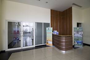 RedDoorz Apartment @ Margonda Residence 3