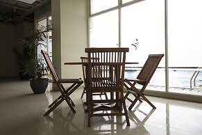 RedDoorz Apartment @ Margonda Residence 3