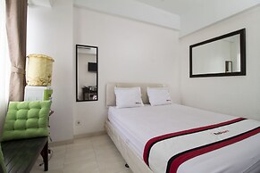 RedDoorz Apartment @ Margonda Residence 3