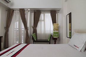 RedDoorz Apartment @ Margonda Residence 3