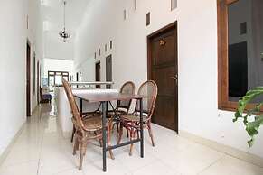 RedDoorz @ Seturan Raya