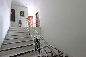 RedDoorz @ Turangga Sari