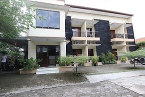 RedDoorz @ Turangga Sari