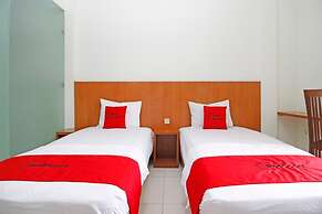 RedDoorz @ Turangga Sari