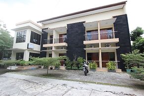 RedDoorz @ Turangga Sari