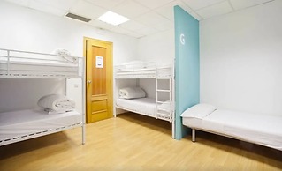 HolidaysBCN Hostel