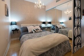 Applewood Suites - 1 BR Wellington West