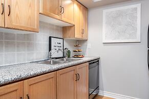 Applewood Suites - 1 BR Wellington West