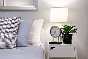 Applewood Suites - 1 BR Wellington West