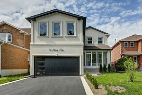 QuickStay - Beautiful 5bdrm House in Vaughan