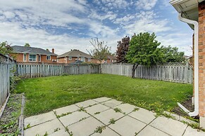 QuickStay - Beautiful 5bdrm House in Vaughan