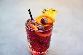 Sheraton Redding Hotel at the Sundial Bridge