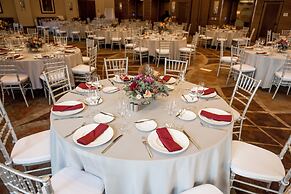 Sheraton Redding Hotel at the Sundial Bridge