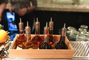 Sheraton Redding Hotel at the Sundial Bridge