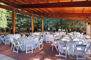 Sheraton Redding Hotel at the Sundial Bridge