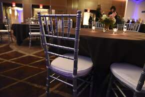 Sheraton Redding Hotel at the Sundial Bridge