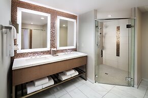 Sheraton Redding Hotel at the Sundial Bridge