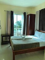 S-E Hotel and Residence