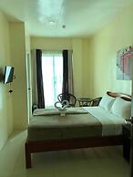 S-E Hotel and Residence