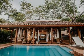 Sansara Surf and Yoga Resort - Retreat