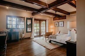 Sansara Surf and Yoga Resort - Retreat