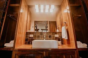 Sansara Surf and Yoga Resort - Retreat