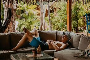 Sansara Surf and Yoga Resort - Retreat