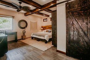 Sansara Surf and Yoga Resort - Retreat