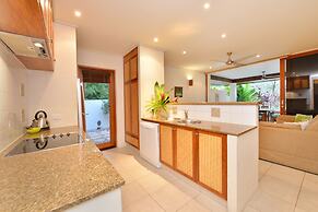 Seascape Holidays - 8 Surya