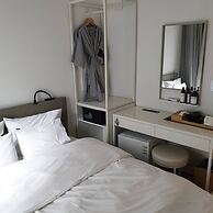 H Avenue Hotel Idae Shinchon