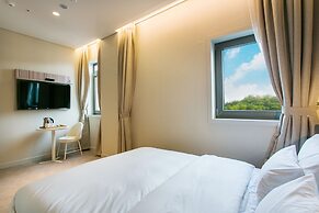 H Avenue Hotel Idae Shinchon