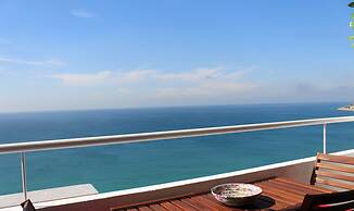 Akisol Sesimbra Beach