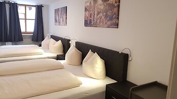Garni City Hotel