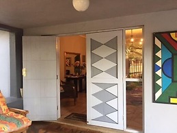 Hlulala Guesthouse