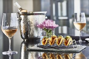 Kimpton Overland Hotel - Atlanta Airport by IHG