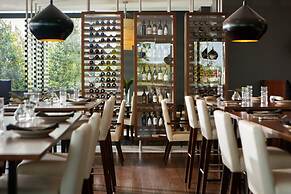 Kimpton Overland Hotel - Atlanta Airport by IHG