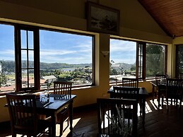 Tea Bush Hotel - Nuwara Eliya