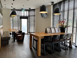 XO Hotels Blue Tower