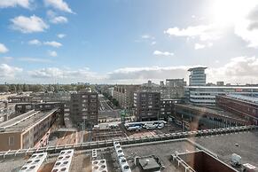 XO Hotels Blue Tower