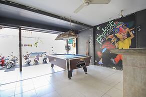 OYO 1054 Phuket Backpacker Hostel