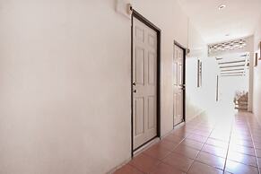 OYO 1054 Phuket Backpacker Hostel