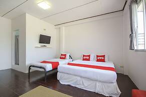 OYO 1054 Phuket Backpacker Hostel